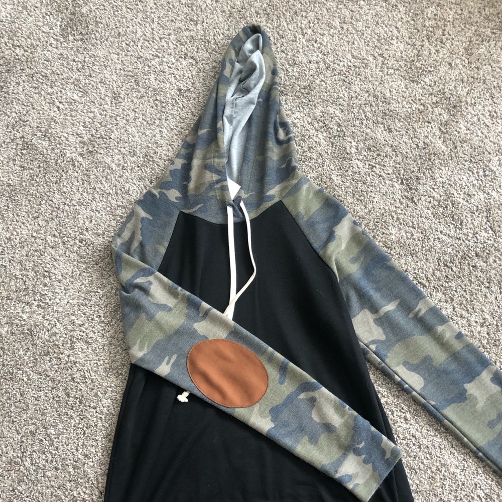 First Look thin soft and comfy sweatshirt.